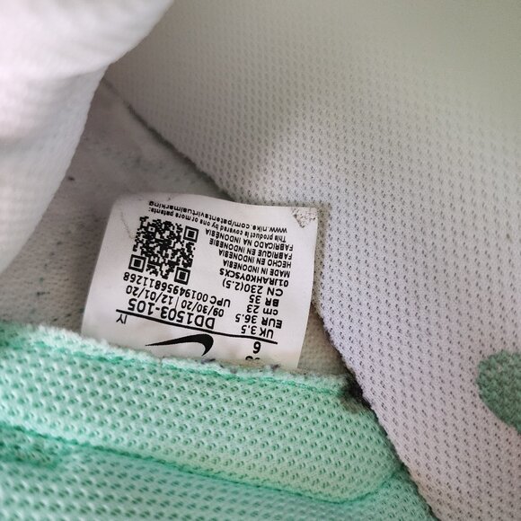 Nike Dunk Low “Green Glow” 💚 | Women’s 6 | Retro. Y2K Streetwear Cool Sneakers. - Picture 15 of 16